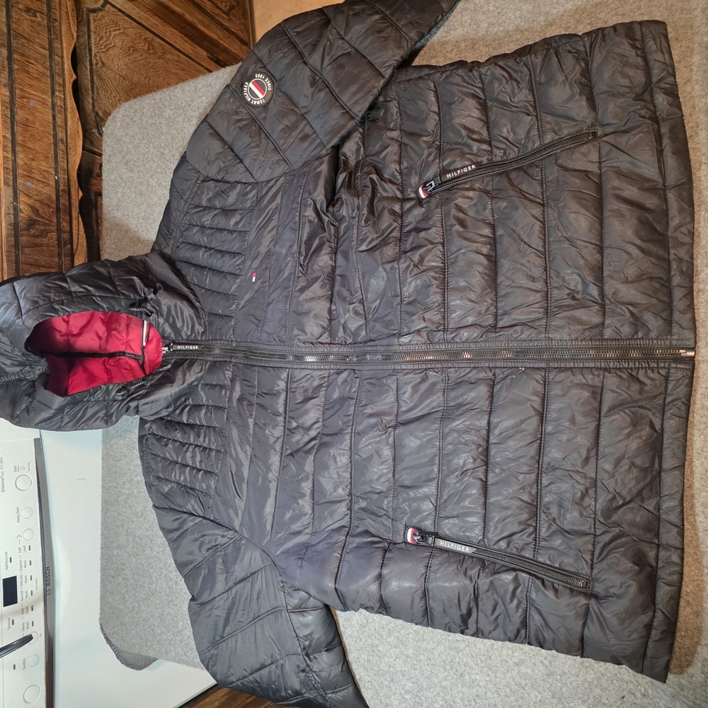black Tommy Hilfiger quilted puffer jacket Xxl K2